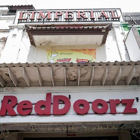 Reddoorz Near Waterboom Lippo Cikarang Hotel Exterior photo